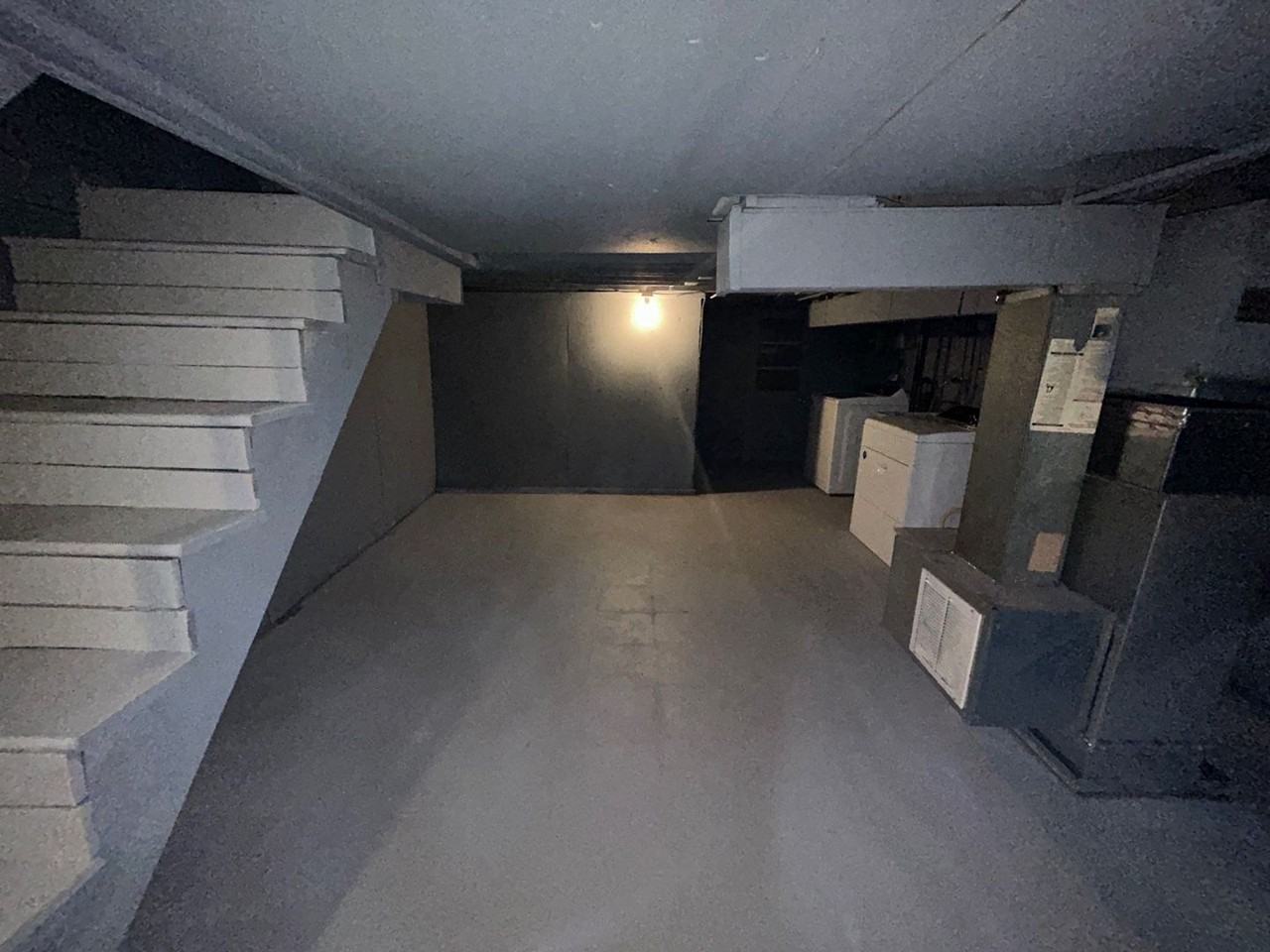 2630 W Franklin St - Photo 4 of 8