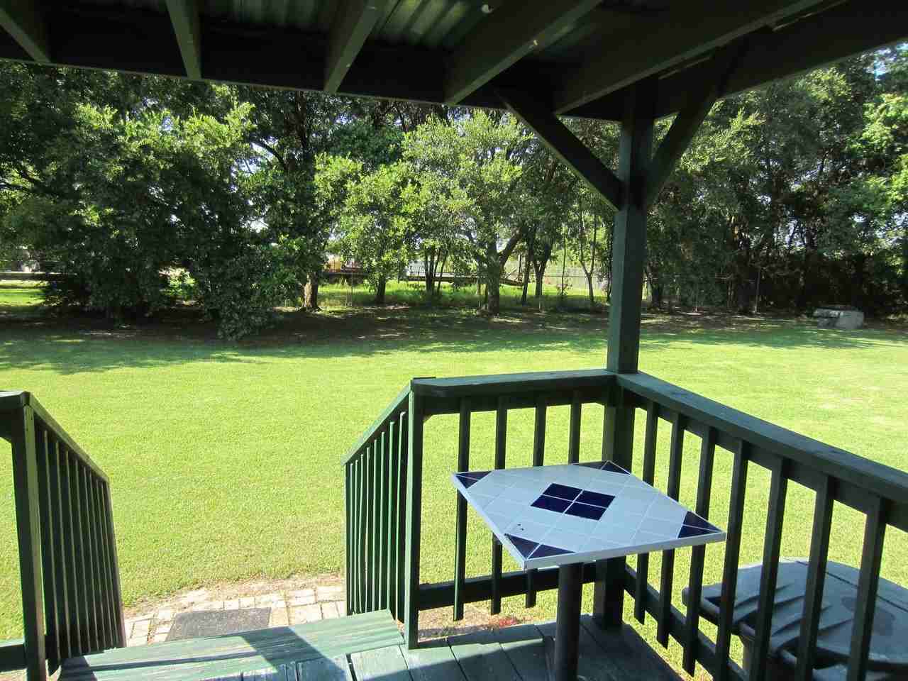 11301 Keith Rd - Photo 2 of 8