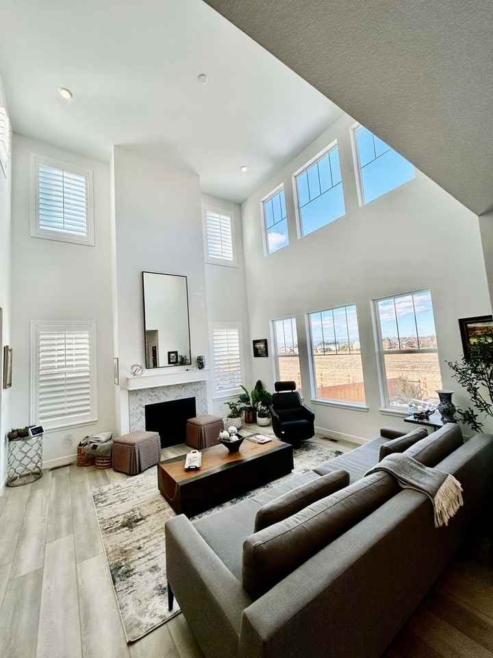 821 Wildrose Pl - Photo 3 of 22