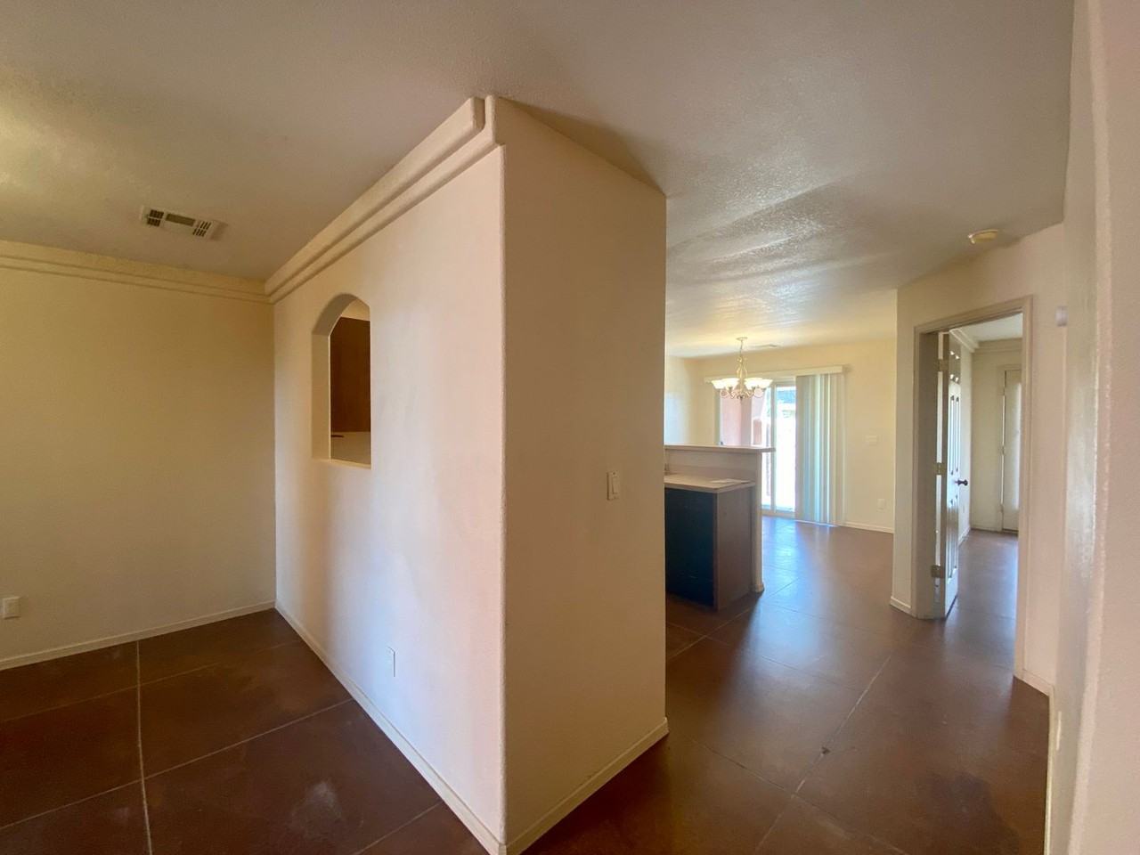 3860 Las Colinas Dr - Photo 3 of 33