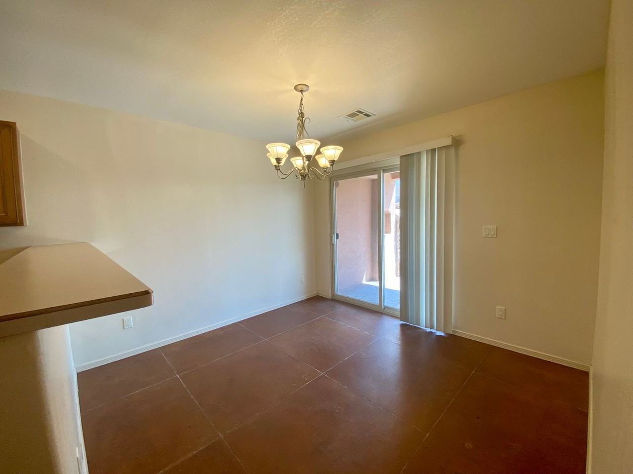 3860 Las Colinas Dr - Photo 7 of 33