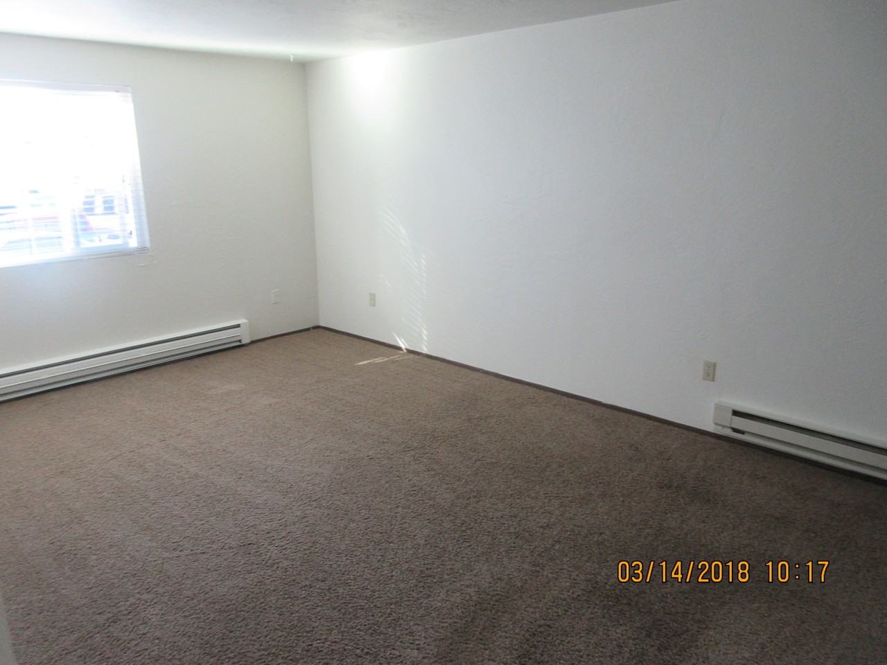 950 Nw Sycamore Ave #10 - Photo 3 of 11