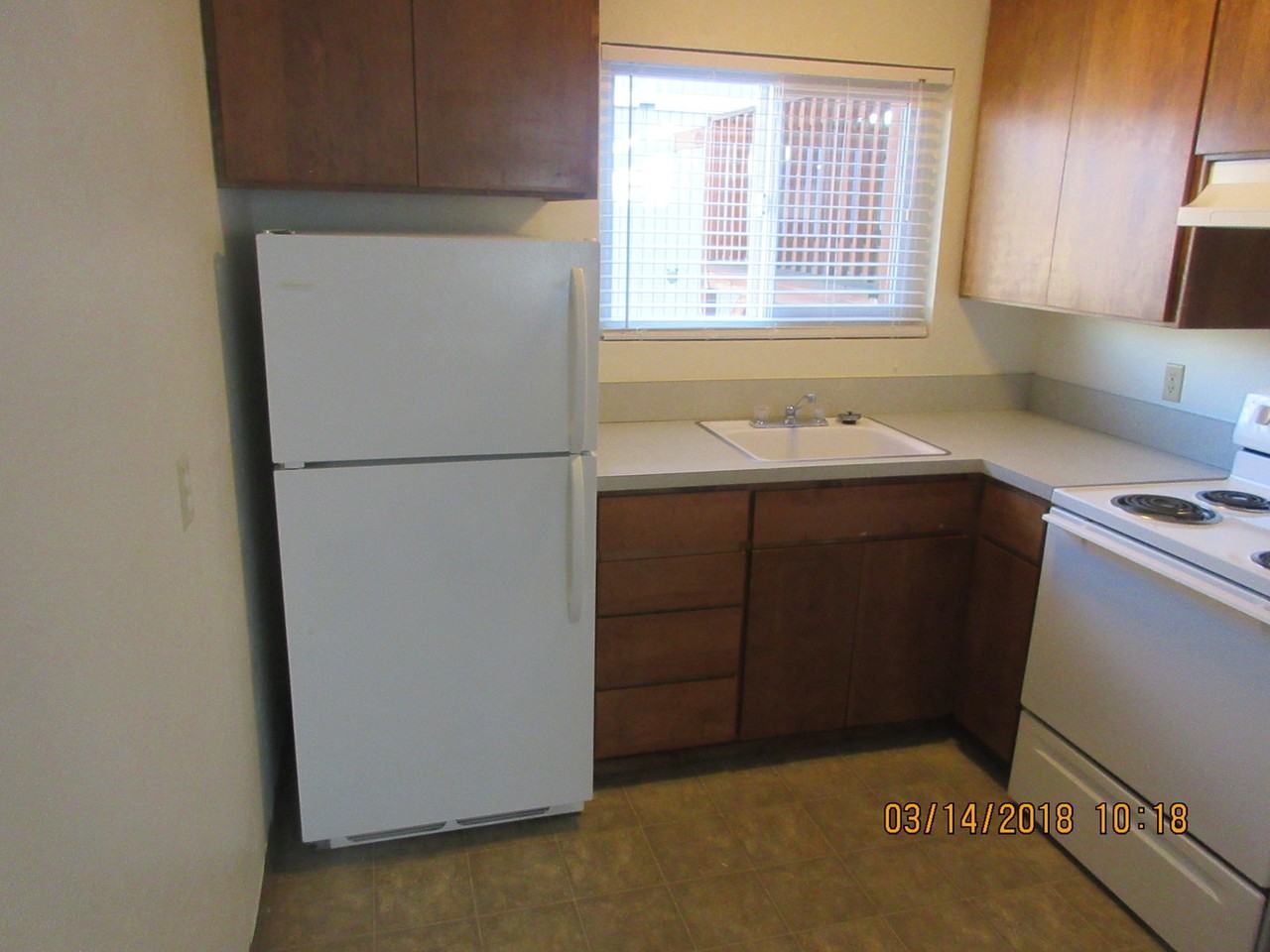 950 Nw Sycamore Ave #10 - Photo 6 of 11