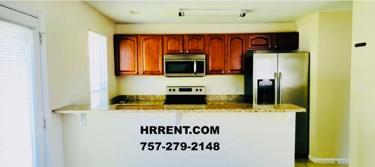 3900 Stateflower Ct - Photo 5 of 21