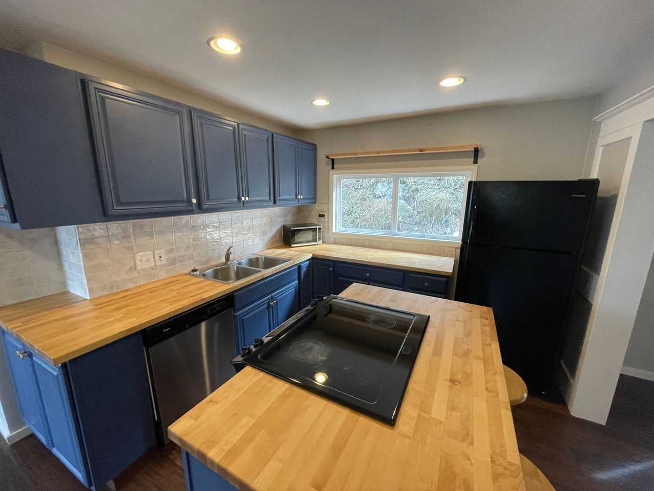 507 5th St - Photo 4 of 15