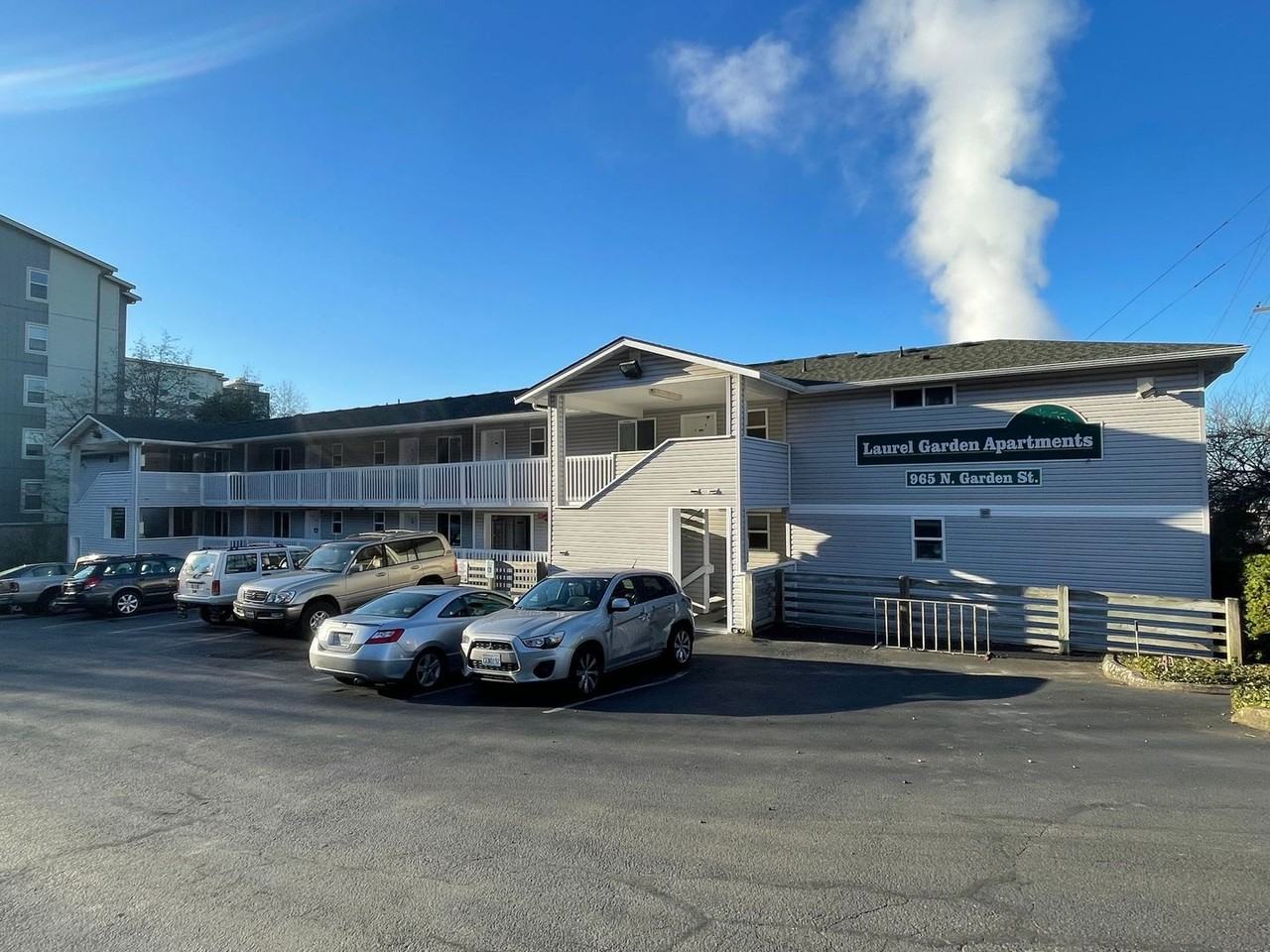 Laurel Garden Apartments - Photo 2 of 19