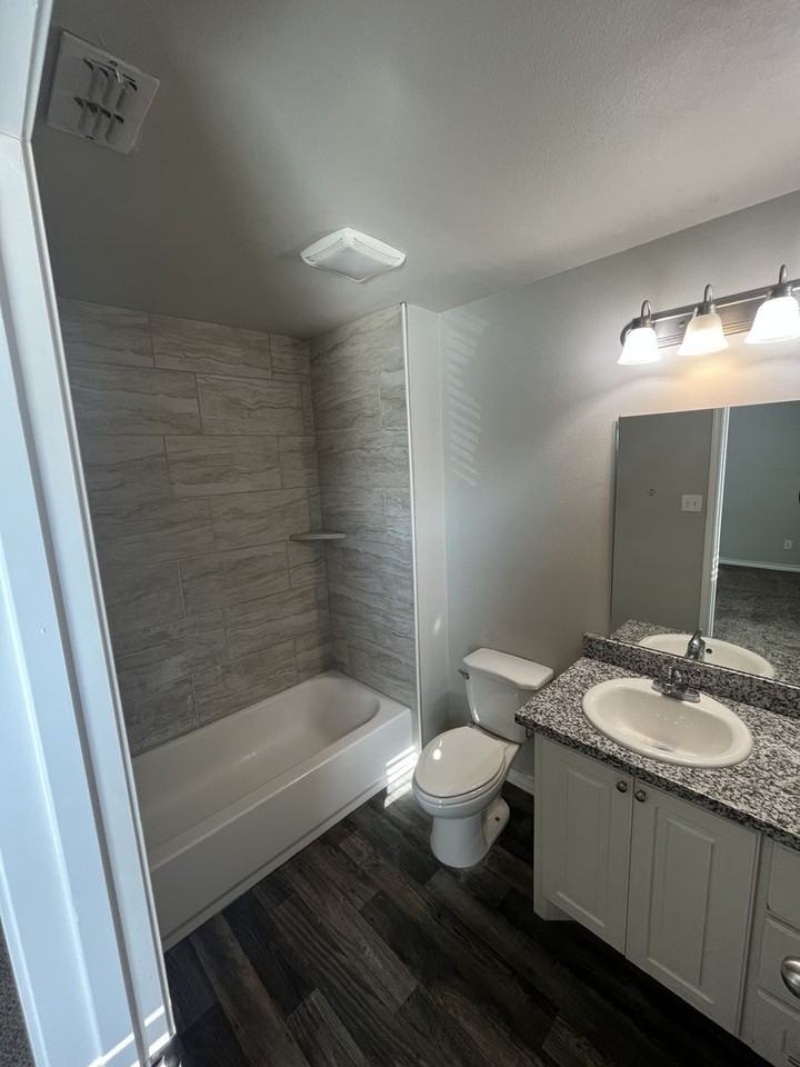6040 24th St #30 - Photo 5 of 14