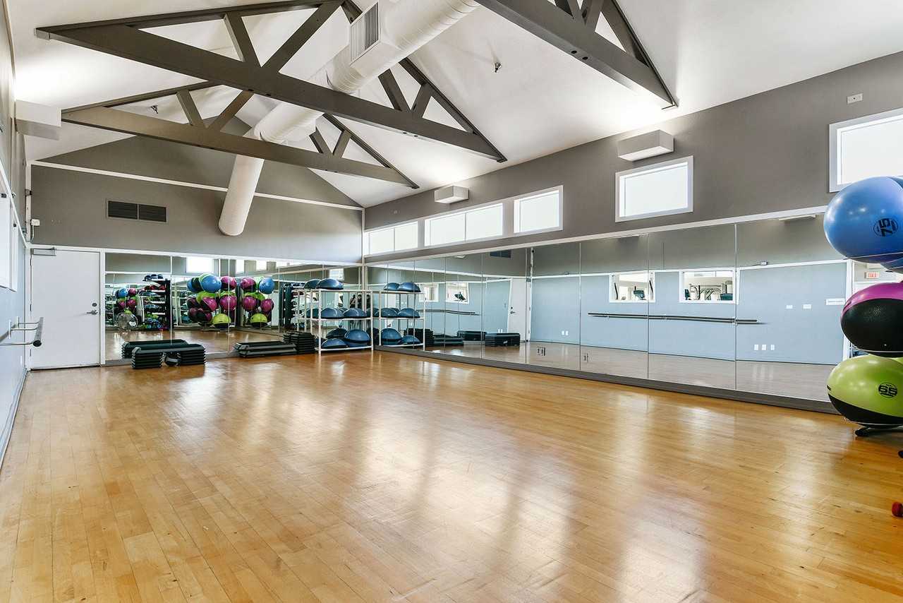 6400 Christie Ave - Photo 5 of 31