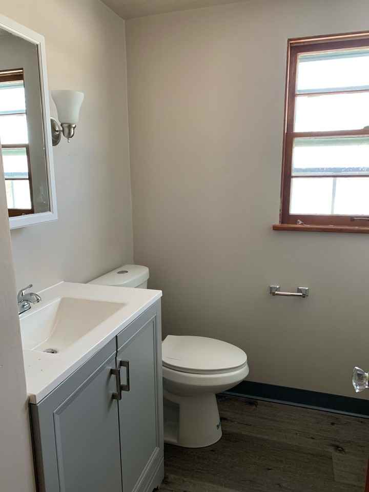 80 Romaine Ave #B - Photo 7 of 13