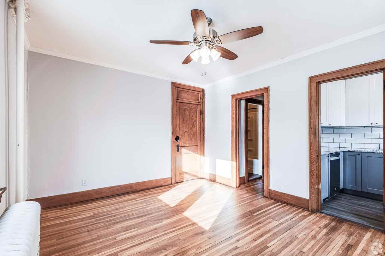 603 1st St Sw #301 - Photo 3 of 15