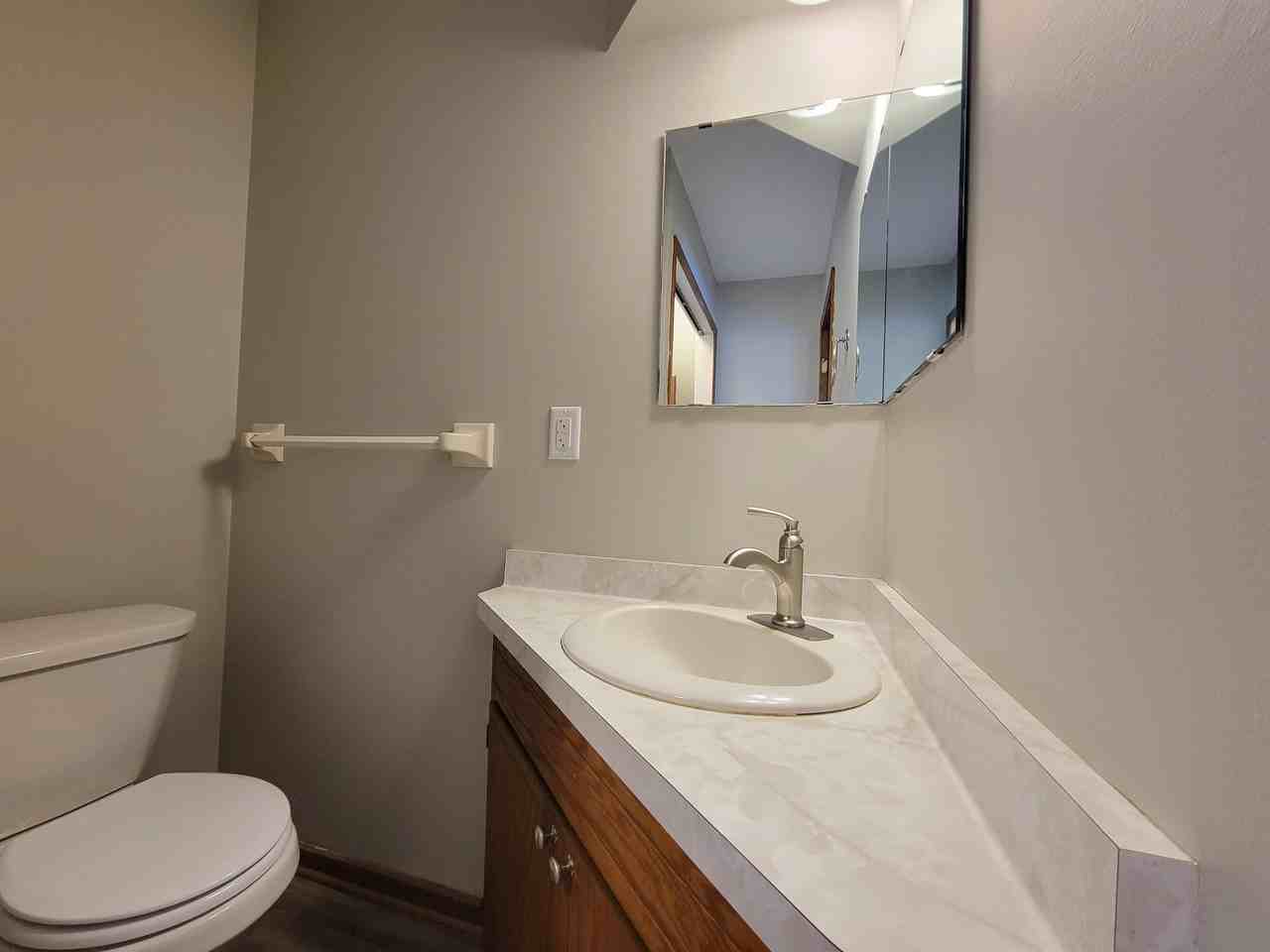 204 18th St Sw #5 - Photo 6 of 15