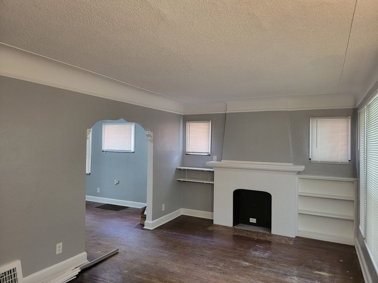 15491 Sussex St - Photo 6 of 8