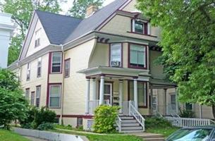 featured image of 840 College Ave #2