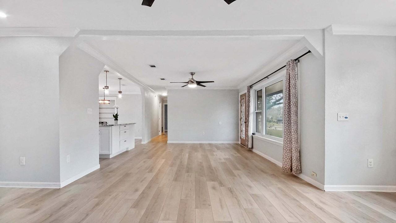 124 Fulmar Cir Ne - Photo 3 of 17