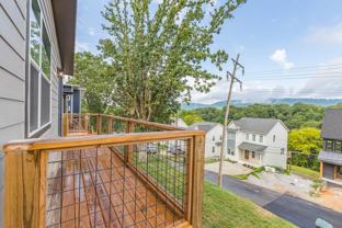 618 Ladd Ave - Photo 1 of 1