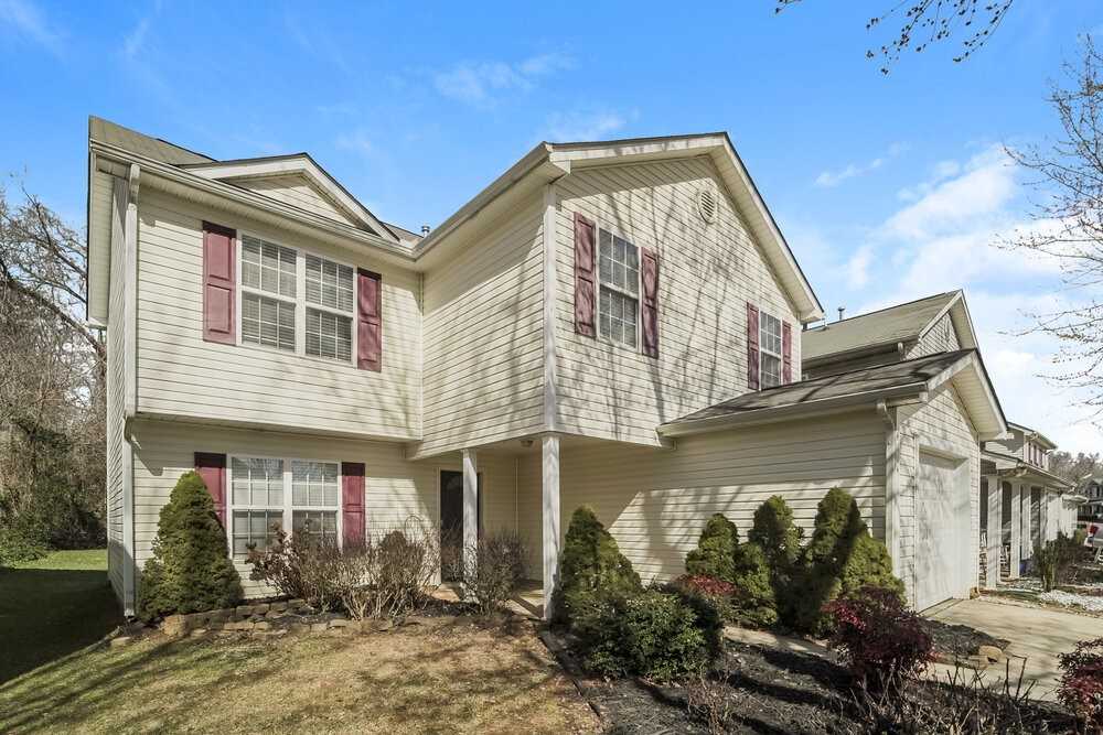 4114 Hathaway Hills Dr - Photo 4 of 17