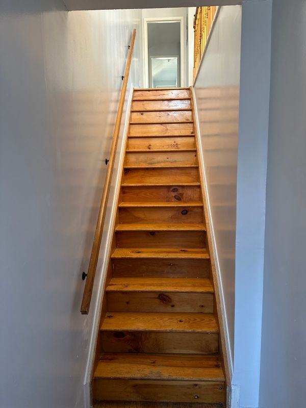 18011 146th Ave ##2fl - Photo 2 of 8