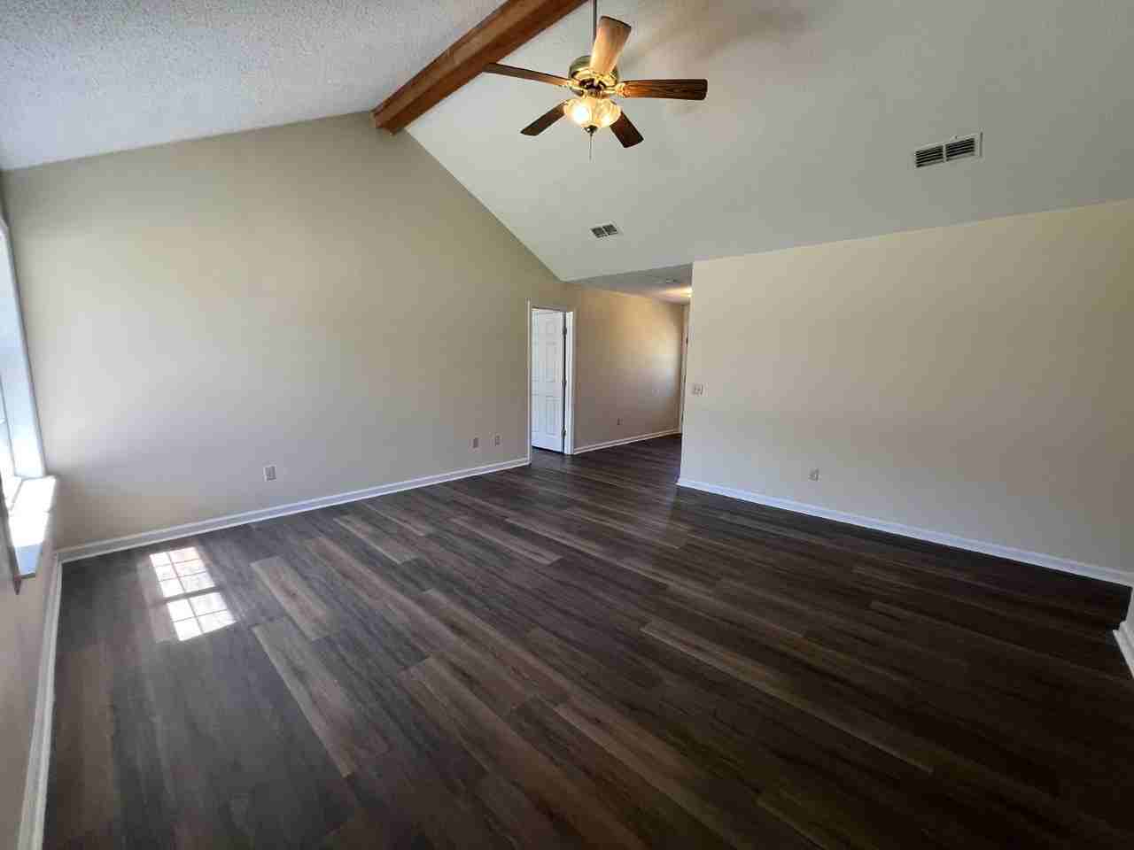 61 Henry Ln - Photo 2 of 11