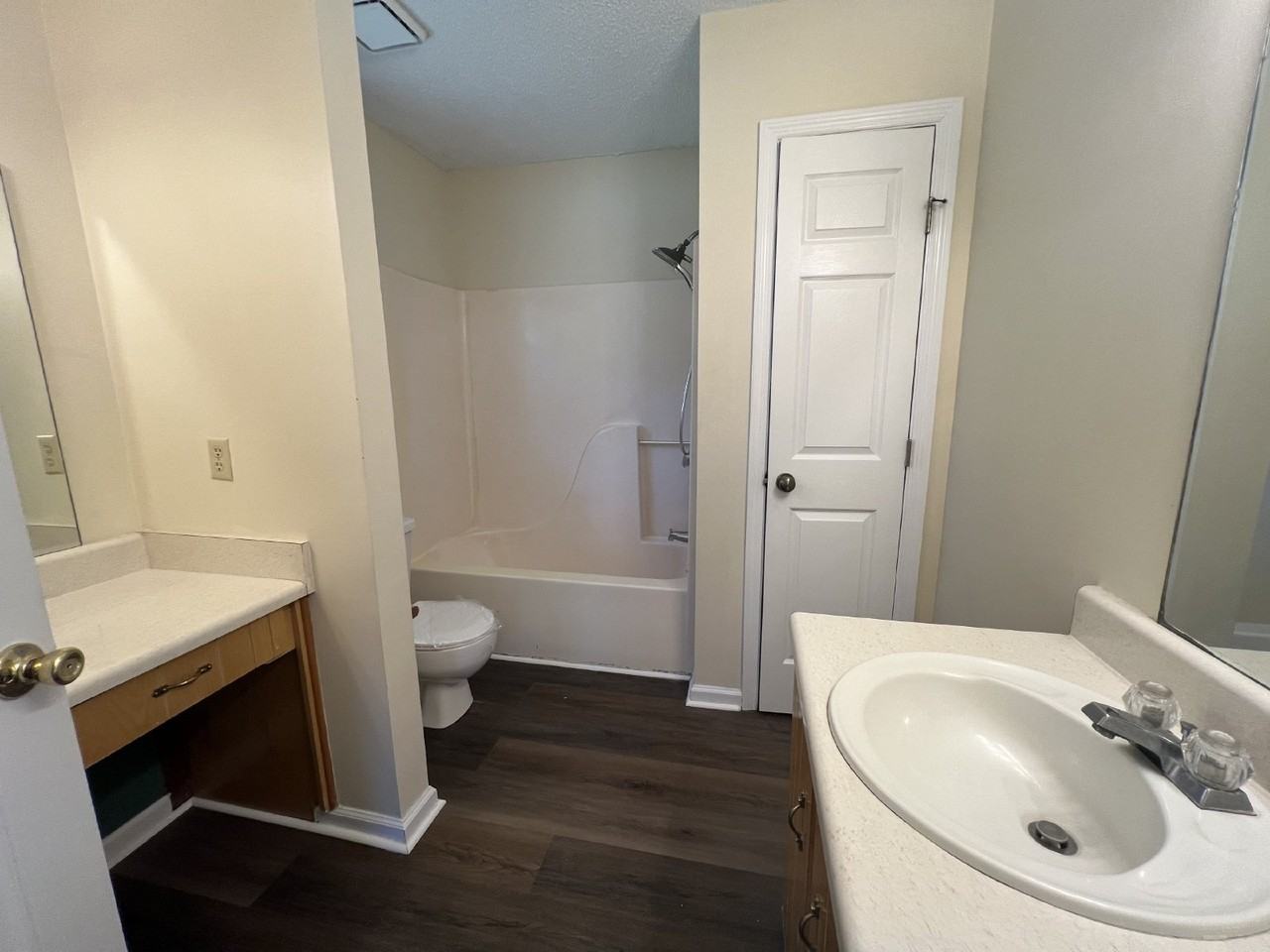 61 Henry Ln - Photo 4 of 11