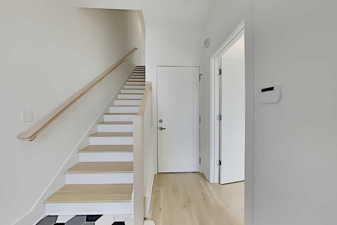 1020 Boscobel St - Photo 3 of 29