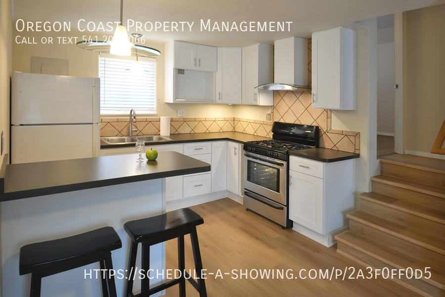 2065 Northwest 34th Street #1 - Photo 4 of 15