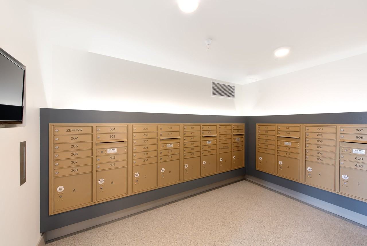 Zephyr Apartments - Photo 4 of 8