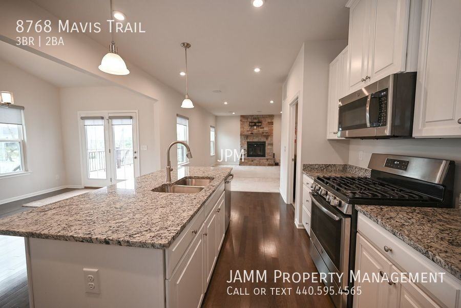 8768 Mavis Trl - Photo 2 of 37