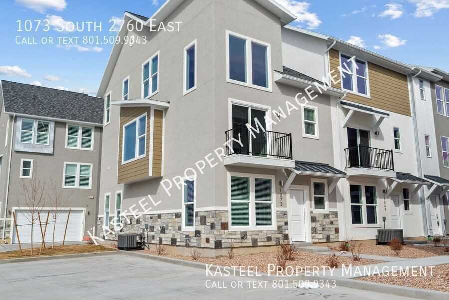 1073 S 2760 E - Photo 2 of 27