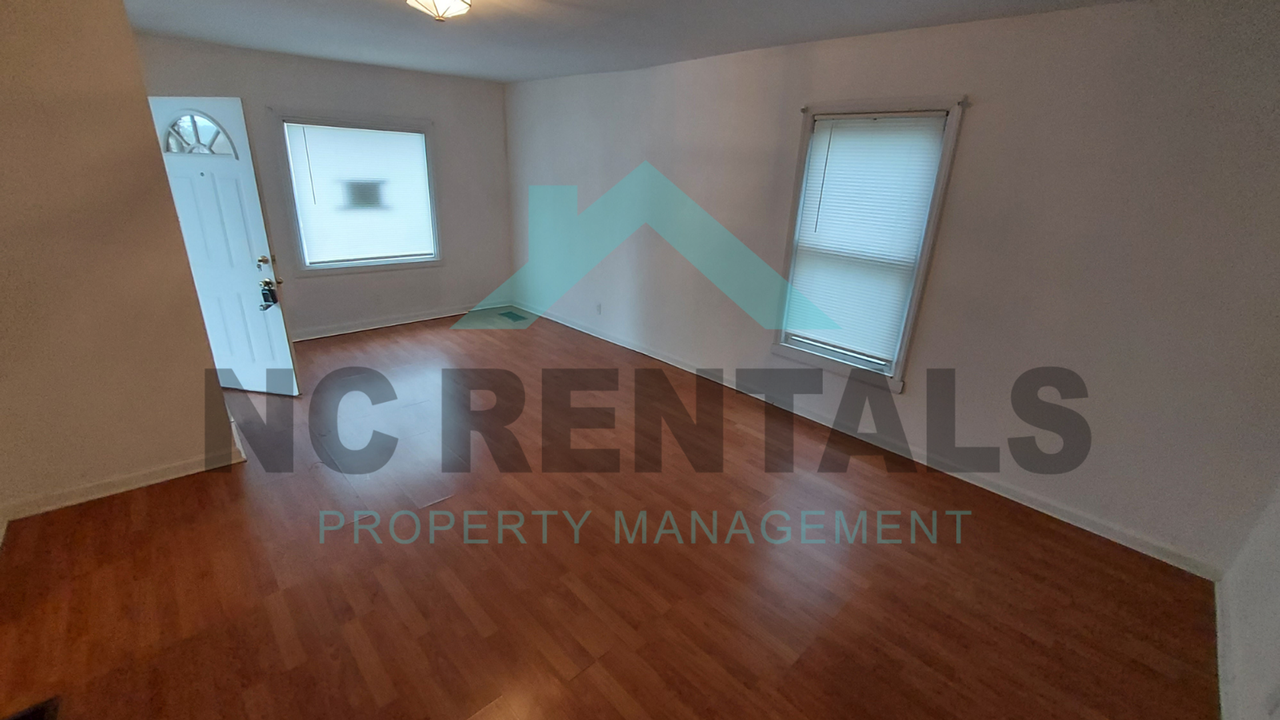 522 N Dunleith Ave - Photo 3 of 30