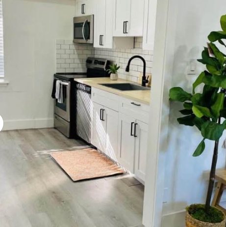 2604 Dauphin Street #202 - Photo 3 of 5