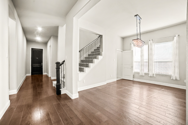 14919 Brazoria Dr - Photo 4 of 23