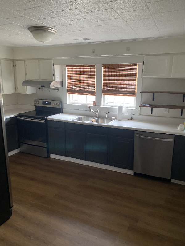 515 N Cox Rd - Photo 2 of 5