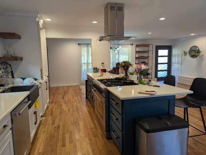 7029 Freemont St - Photo 2 of 20