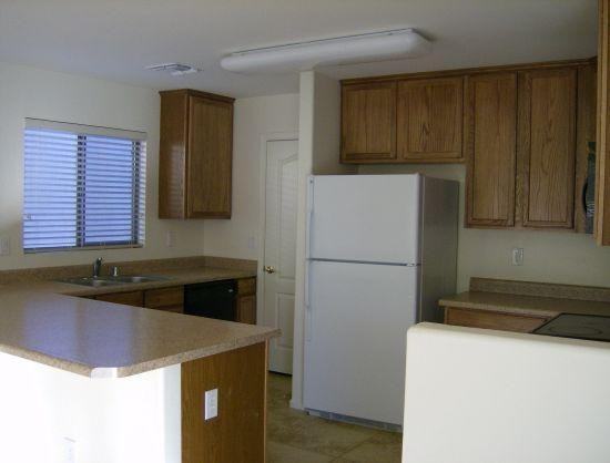 6713 E Stacy St - Photo 3 of 6