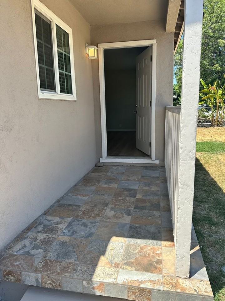 2713 Karen Pl - Photo 3 of 19