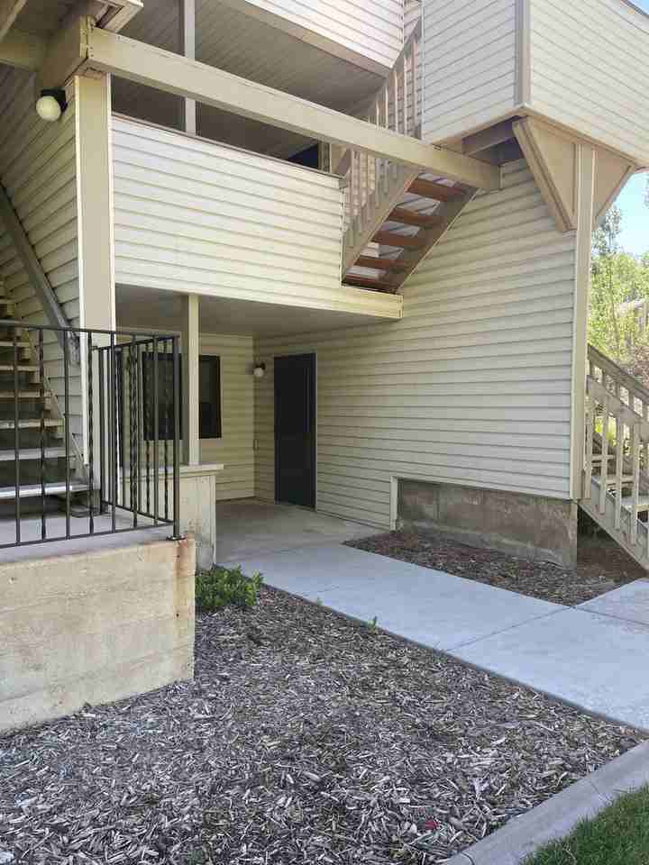 1705 Heatheridge Rd #O106 - Photo 2 of 17