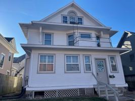 featured image of 427 E Market St