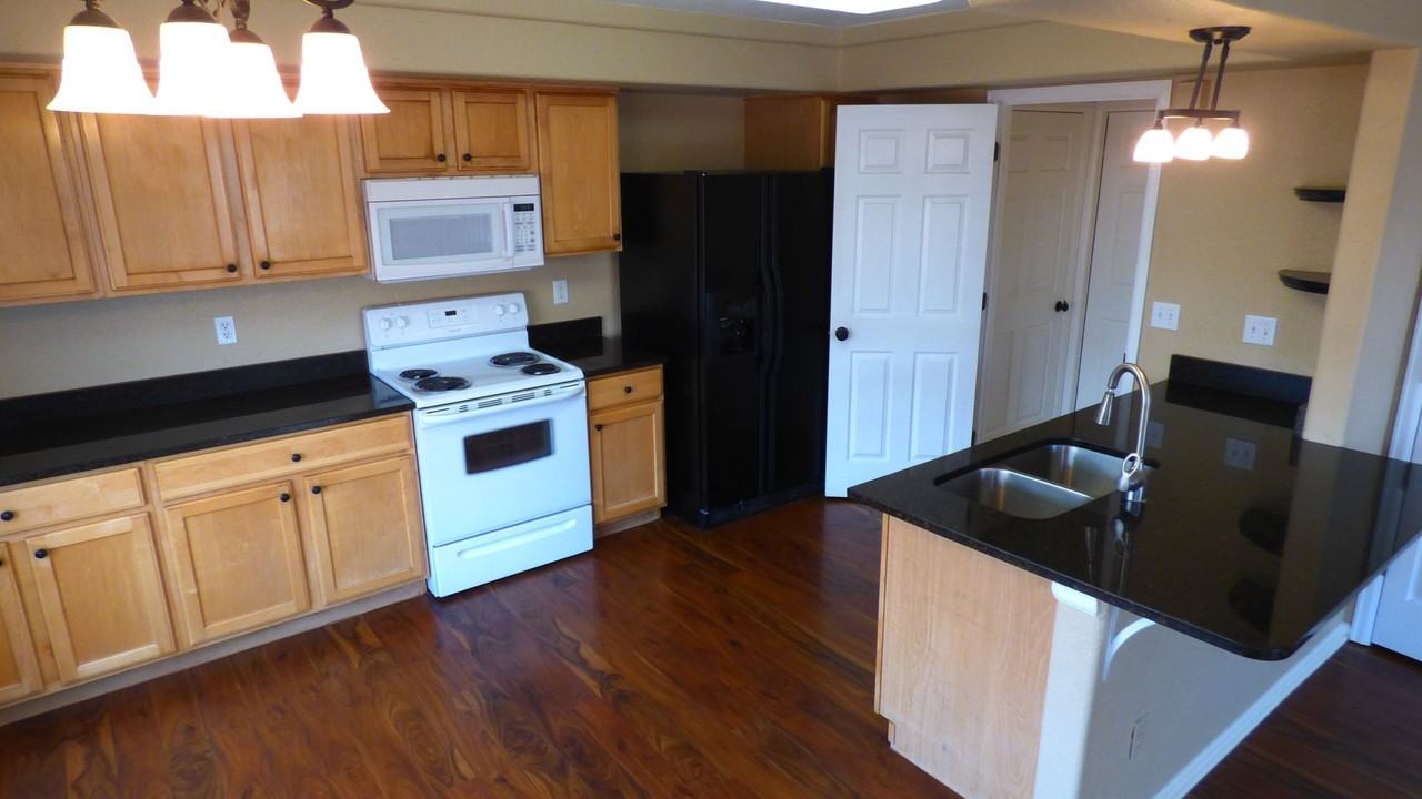 21349 E 39th Ave - Photo 5 of 28