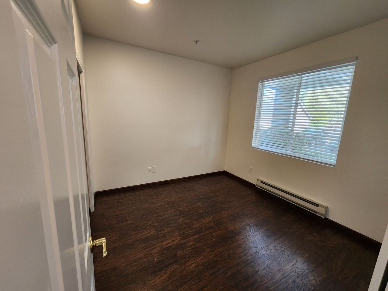 17827 80th Ave Ne #B102 - Photo 6 of 34