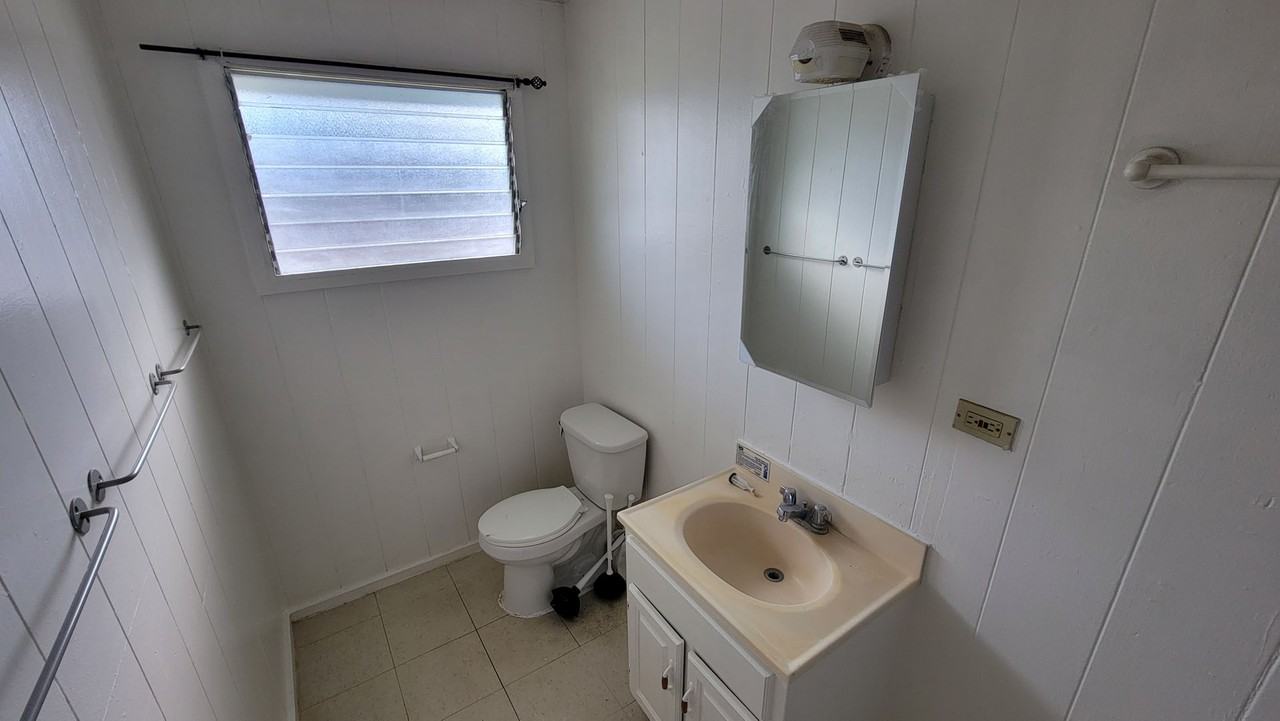 1009 Maluna St - Photo 6 of 14