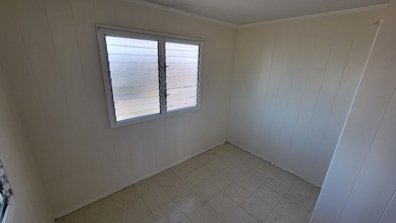 1009 Maluna St - Photo 7 of 14