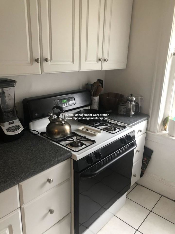 10 Lothian Rd - Photo 6 of 12