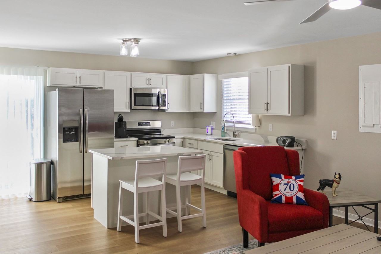 1063 Winnsville Dr - Photo 2 of 16