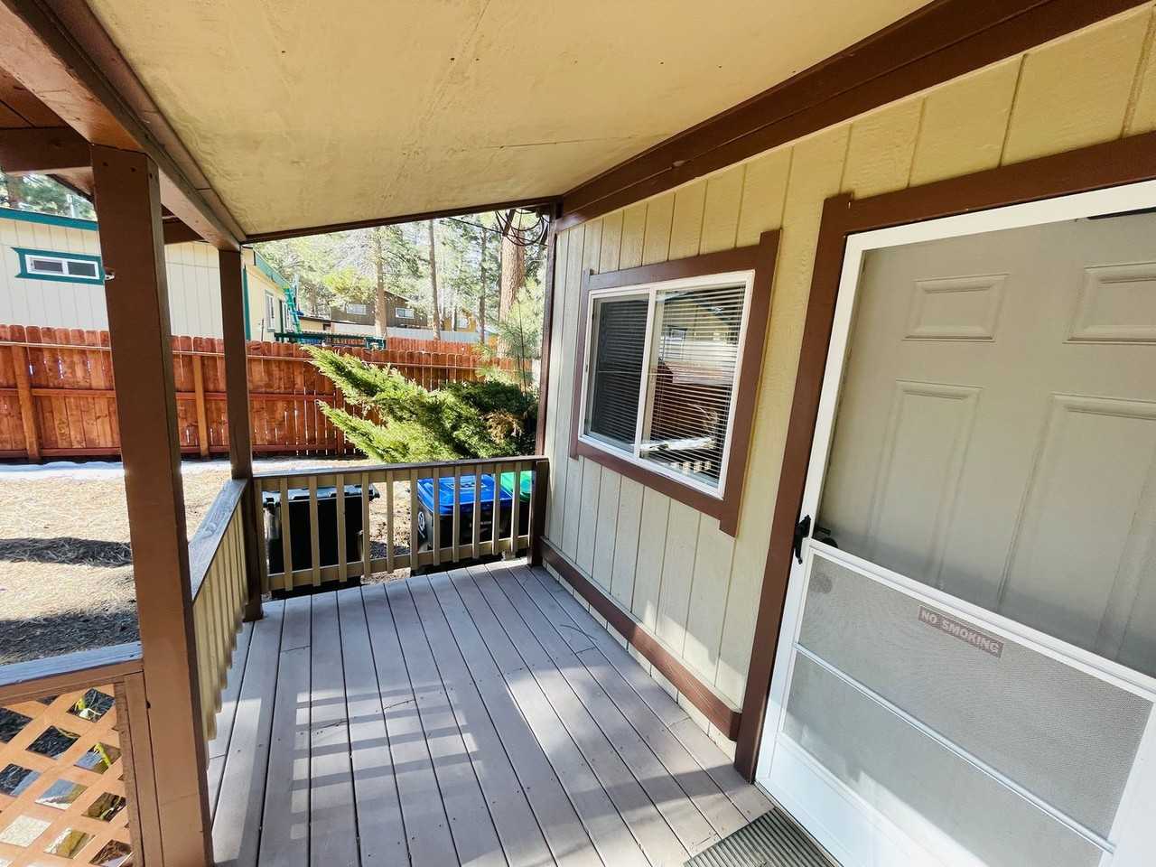 2579 Elwood Ave - Photo 2 of 18