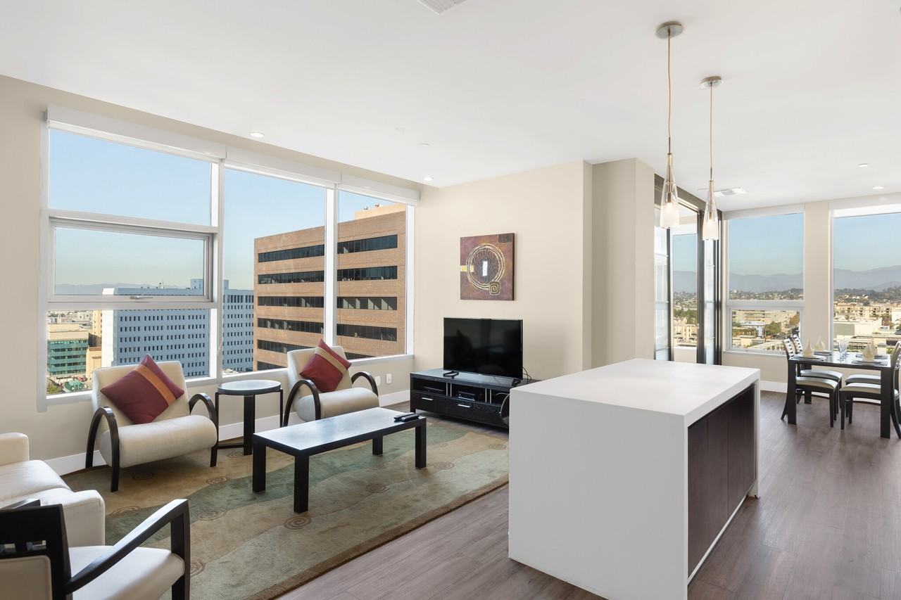 1010 Wilshire Blvd - Photo 4 of 40