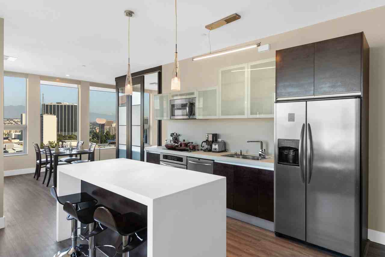 1010 Wilshire Blvd - Photo 5 of 40