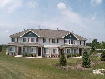 Setters Pointe II - Photo 2 of 3