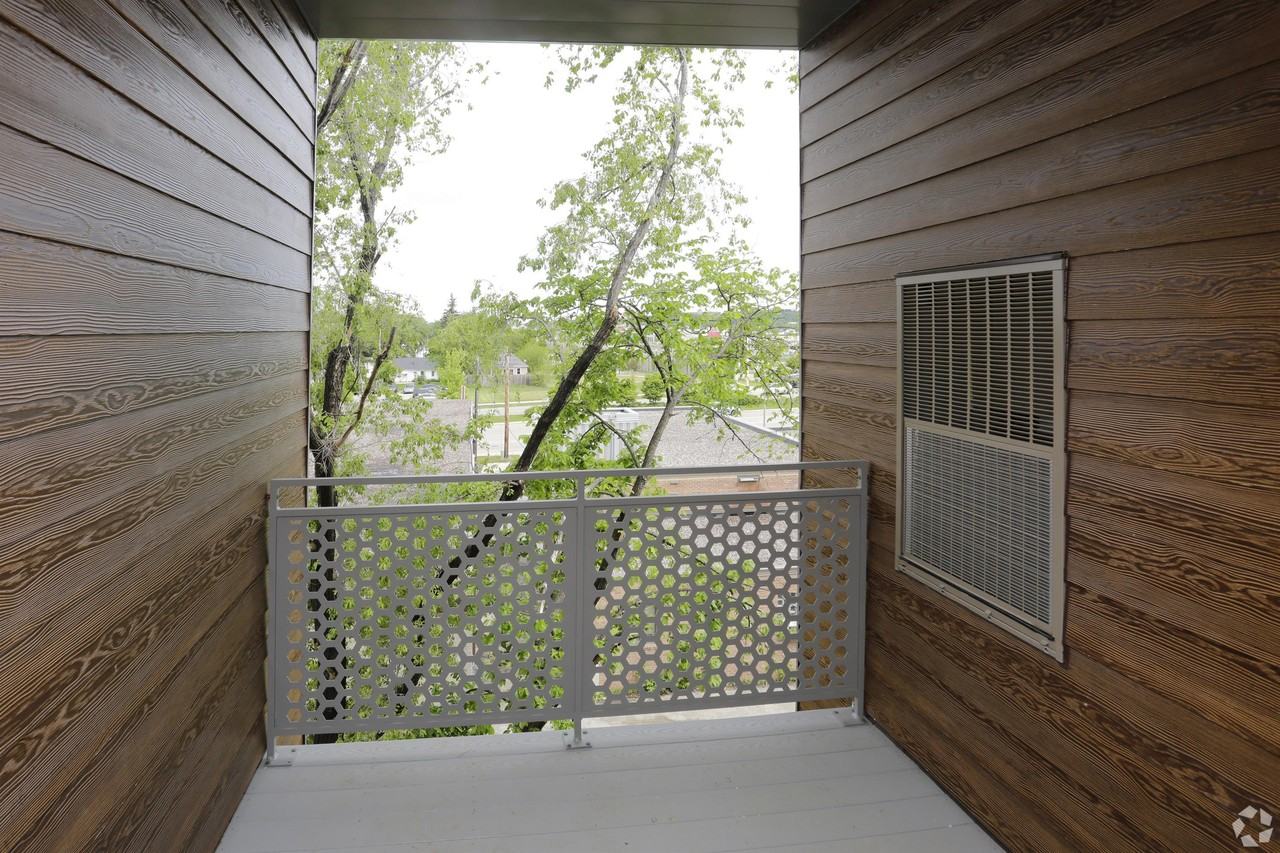 Uptown Apartments - Photo 4 of 50