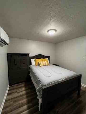 1050 Scott Street - Photo 6 of 8