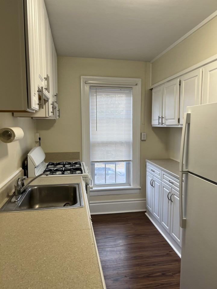 110 Gilbert Street - Photo 3 of 5